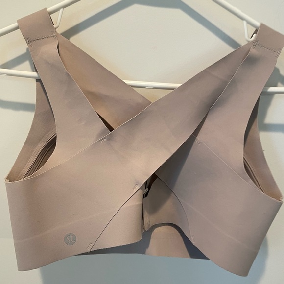Lululemon enlite bra tan size C36 - Picture 10 of 10